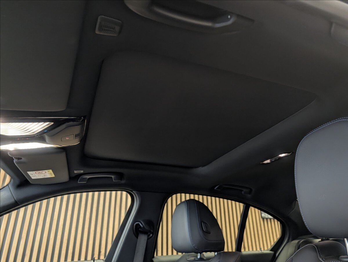 BMW Řada 3 Sedan 2,0 l 135 kw