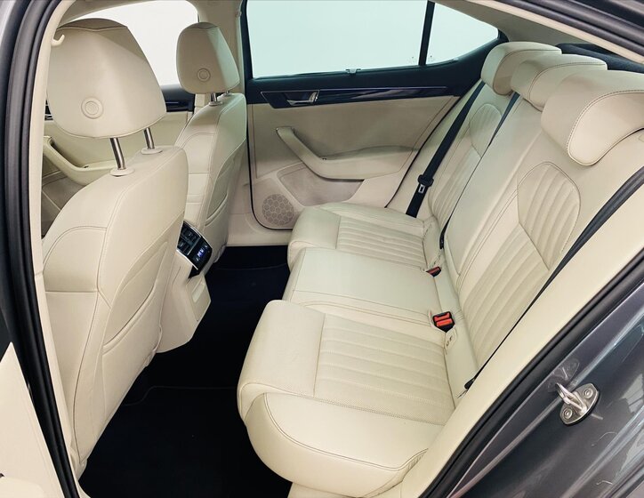 Škoda Superb Liftback 2,0 l 147 kw