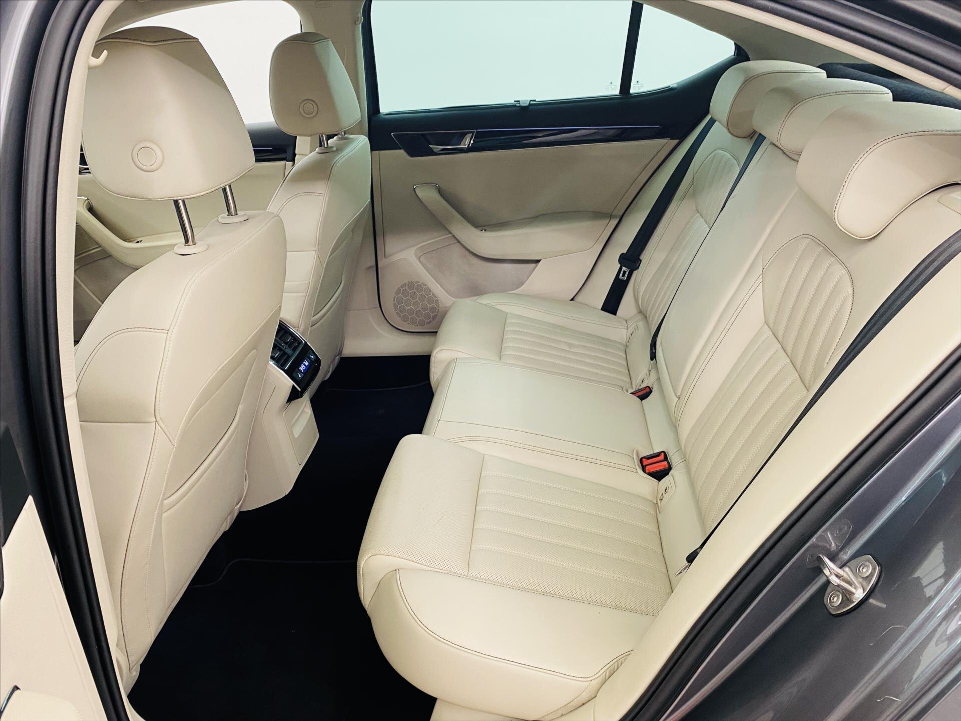 Škoda Superb Liftback 2,0 l 147 kw