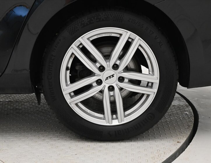 Škoda Superb Kombi 2,0 l 110 kw