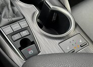 Toyota Camry Sedan 2,5 l 131 kw