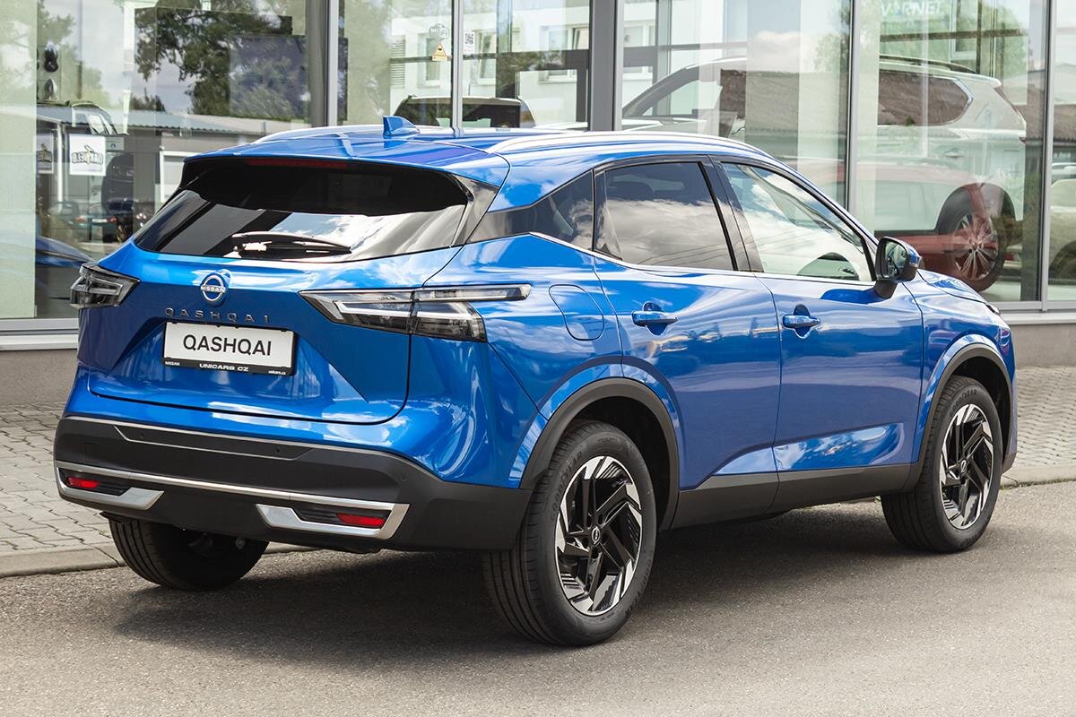 Nissan Qashqai SUV / Terénní 1,3 l 116 kw