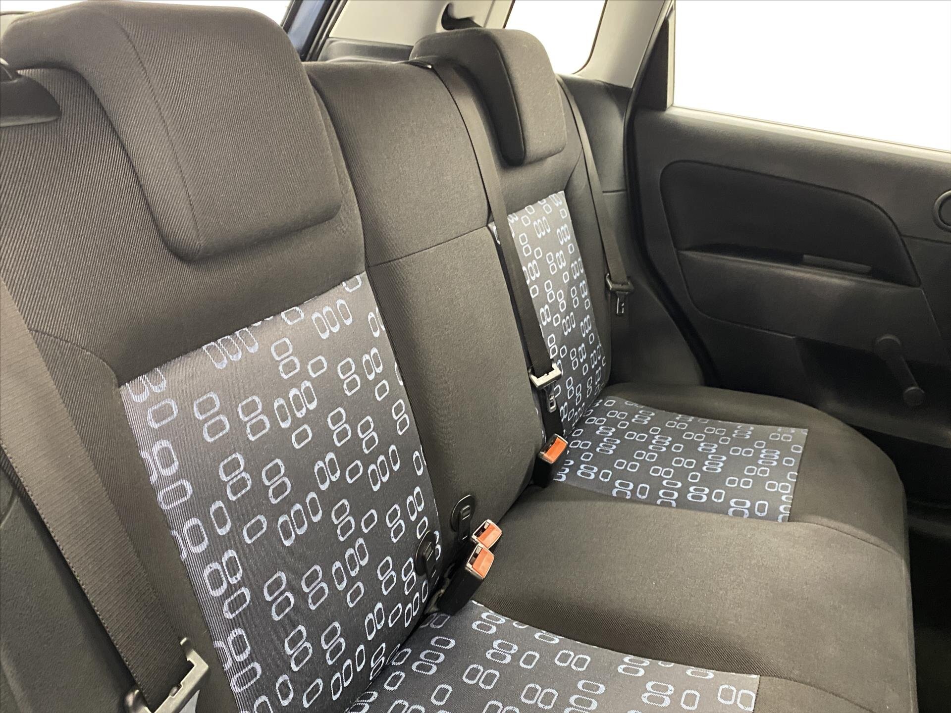 Ford Fiesta Hatchback 1,3 l 51 kw