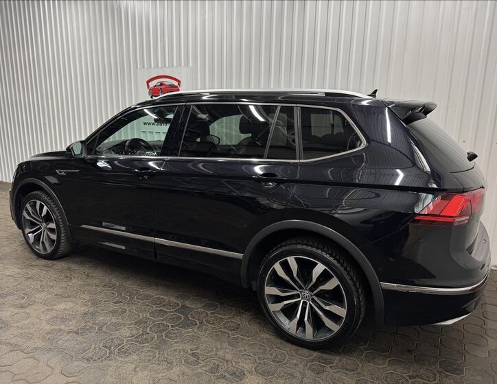 Volkswagen Tiguan Allspace SUV / Terénní 2,0 l 140 kw