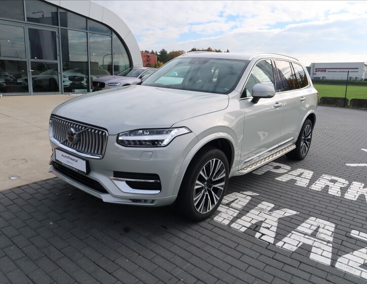 Volvo XC90 1