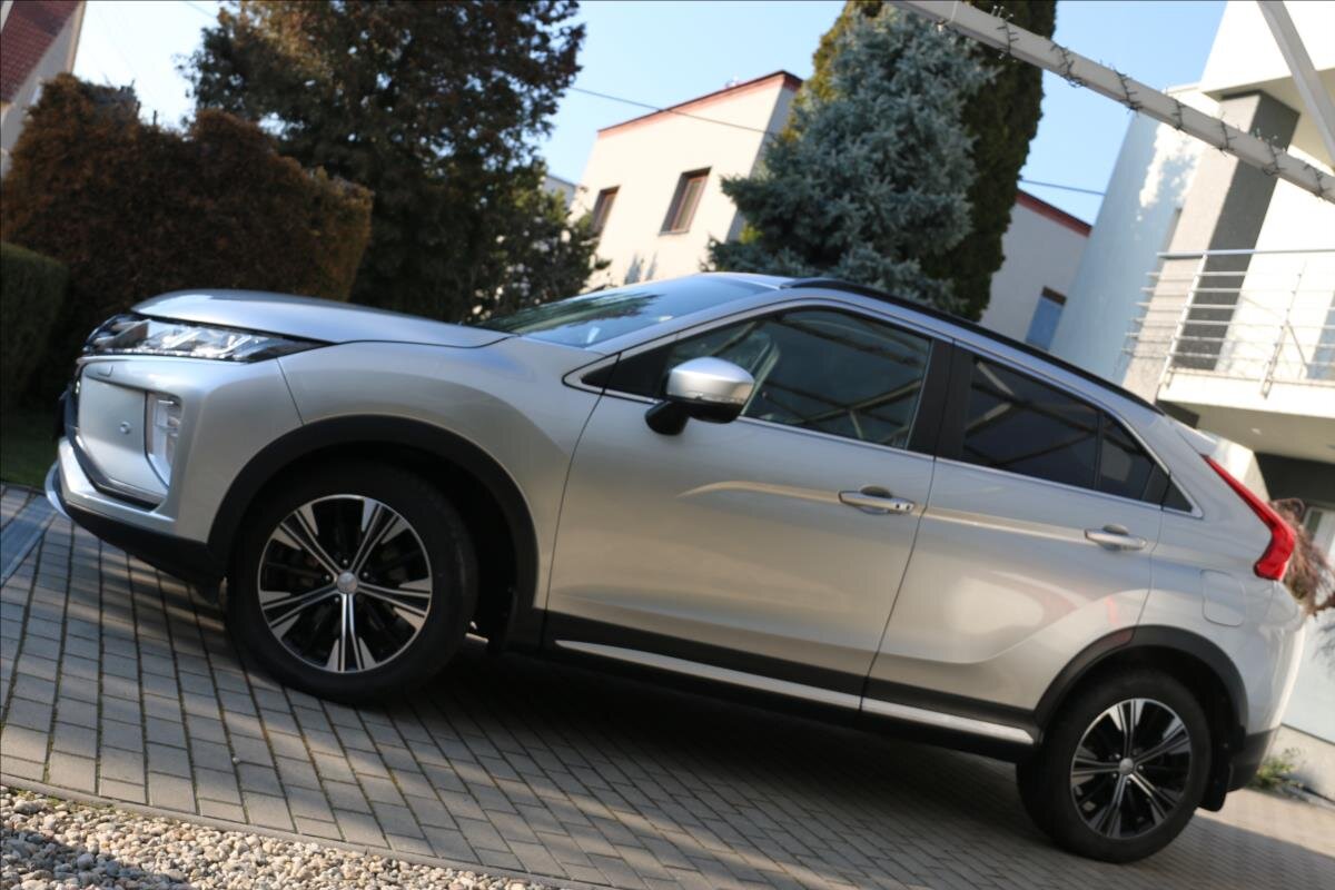 Mitsubishi Eclipse Cross Kombi 1,5 l 120 kw