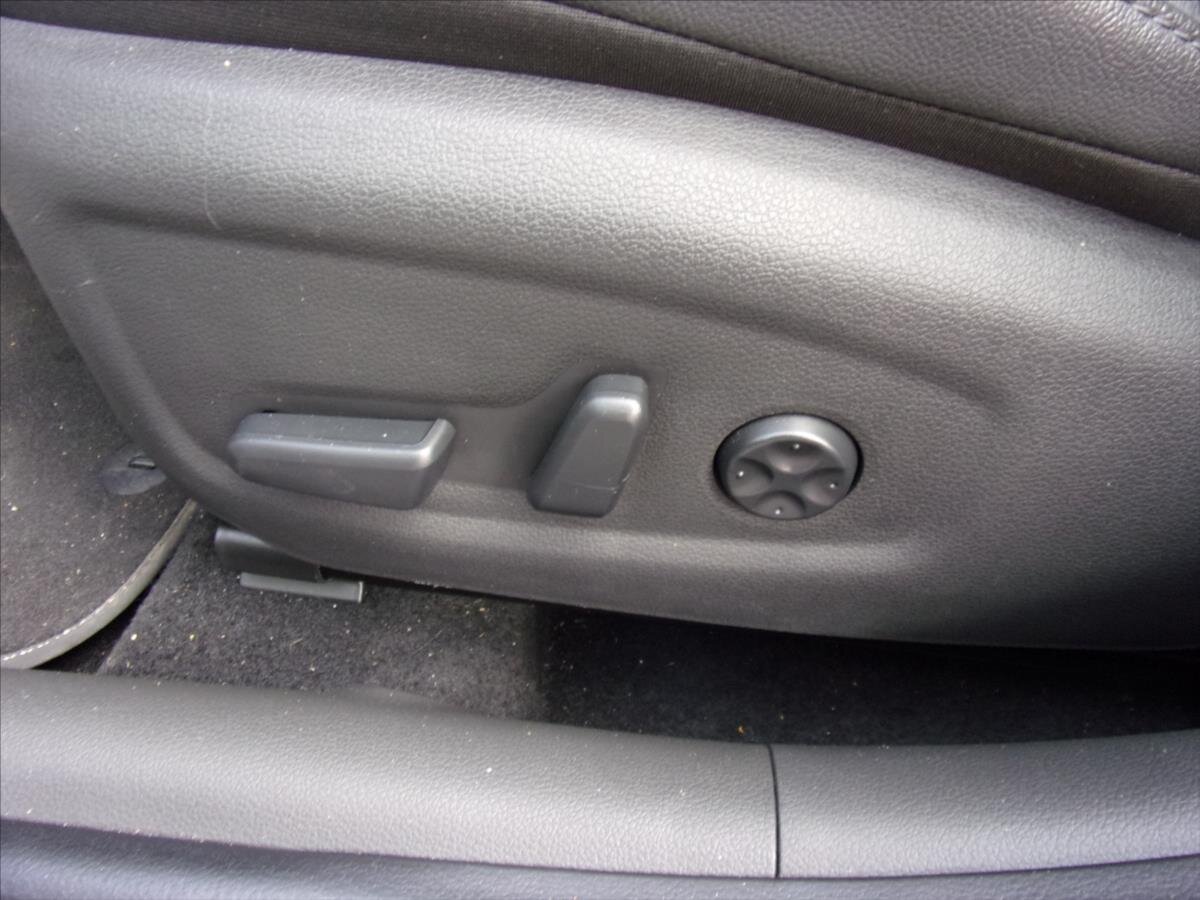 Hyundai i30 Hatchback 1,6 l 100 kw