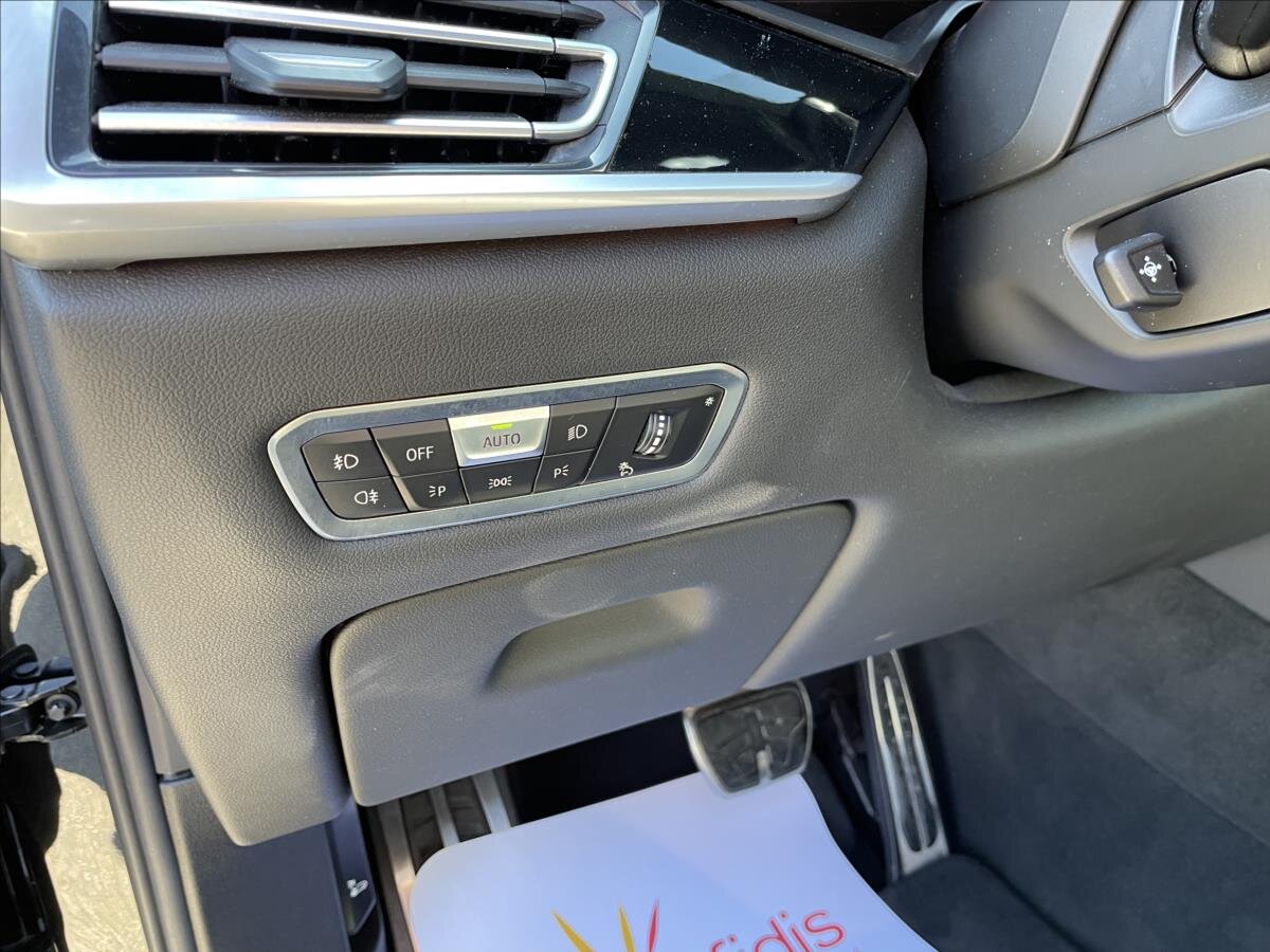 BMW X7 SUV / Terénní 3,0 l 195 kw