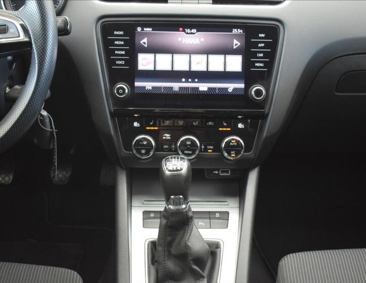 Škoda Octavia 17
