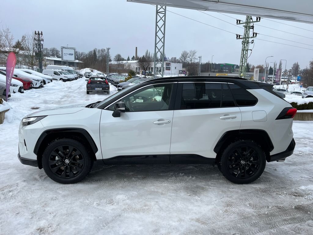 Toyota RAV4 SUV 2,5 l 131 kw