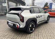 KIA EV3 SUV / Terénní 0,0 150 kw