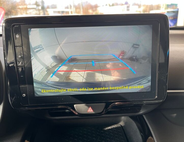 Toyota Yaris Cross 23