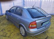 Opel Astra 6