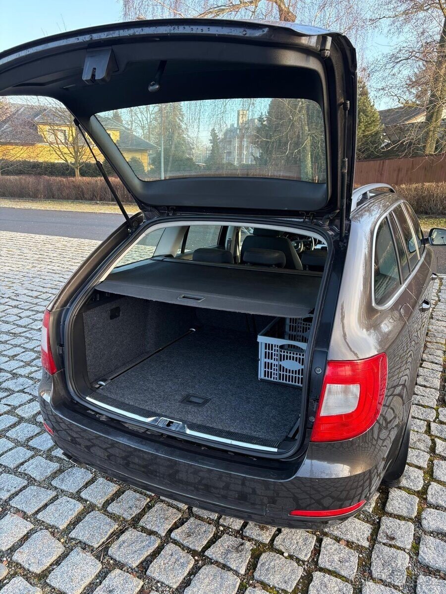 Škoda Superb Kombi 0,0 125 kw