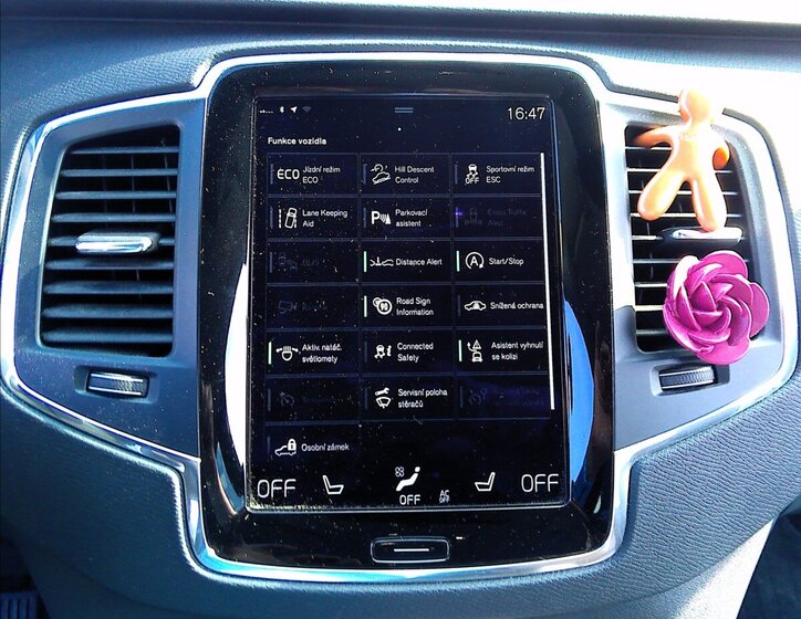 Volvo XC90 SUV / Terénní 2,0 l 173 kw