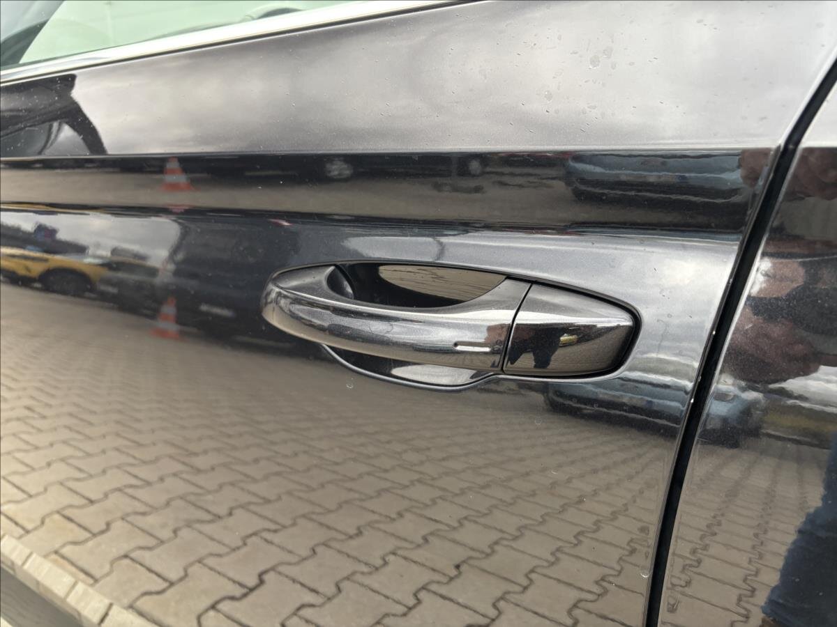 Škoda Superb Sedan 2,0 l 147 kw