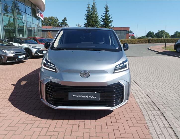 Toyota ProAce Verso 6