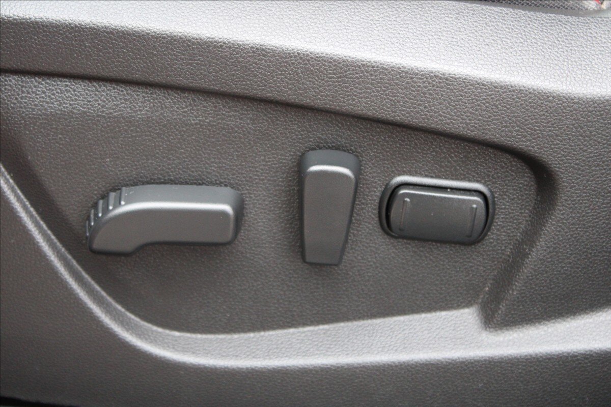 Renault Arkana SUV / Terénní 1,6 l 105 kw