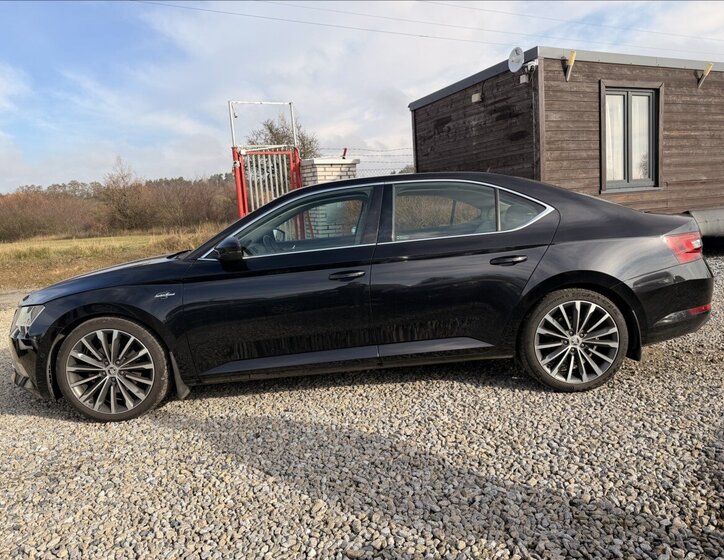 Škoda Superb Liftback 2,0 l 140 kw