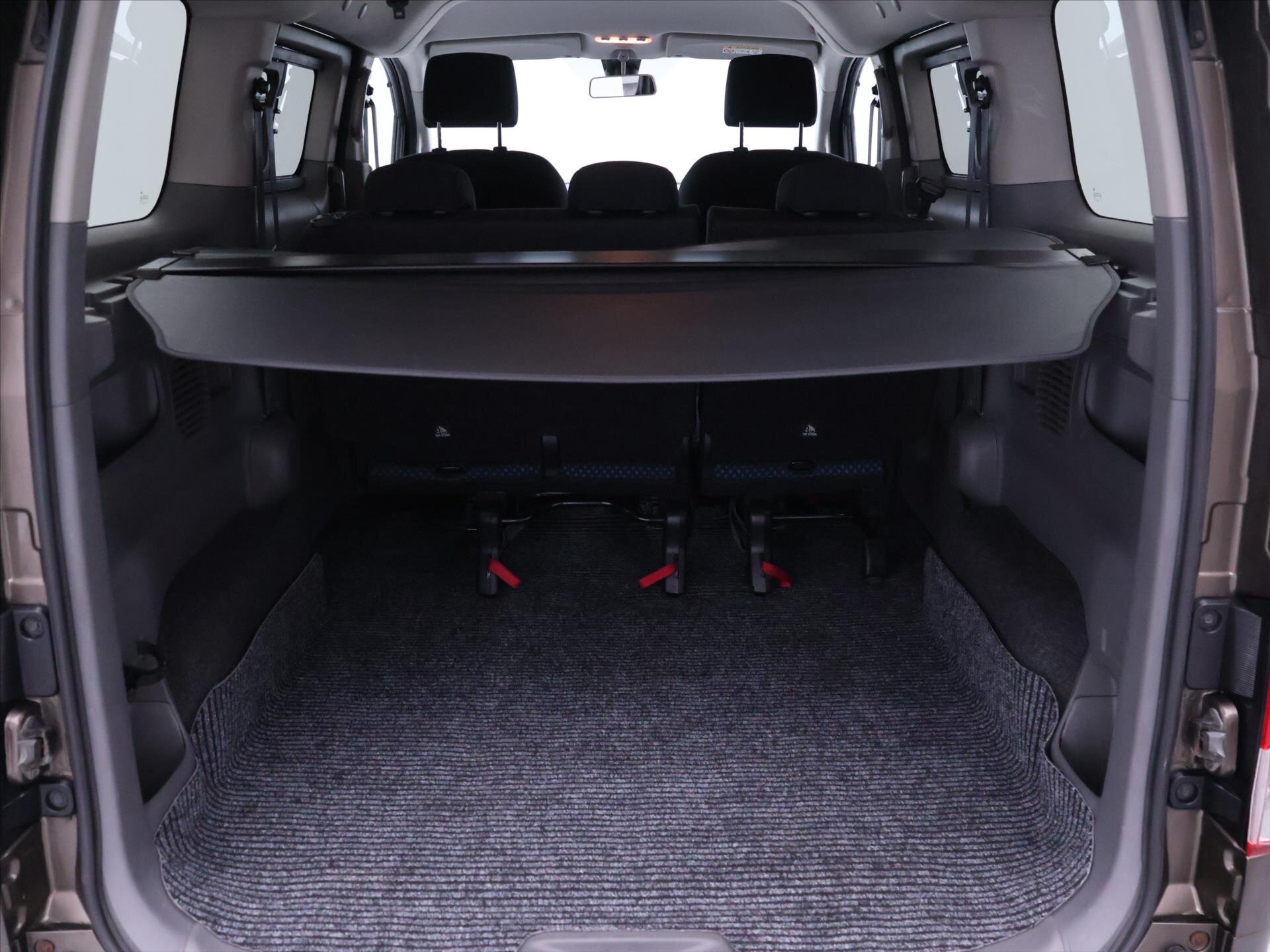 Nissan NV200 VAN / Minibus 1,5 l 81 kw