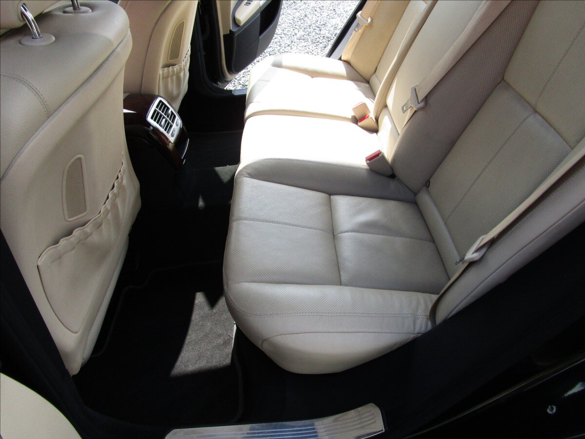 Mercedes-Benz Třídy S Sedan / Limuzína 4,0 l 235 kw