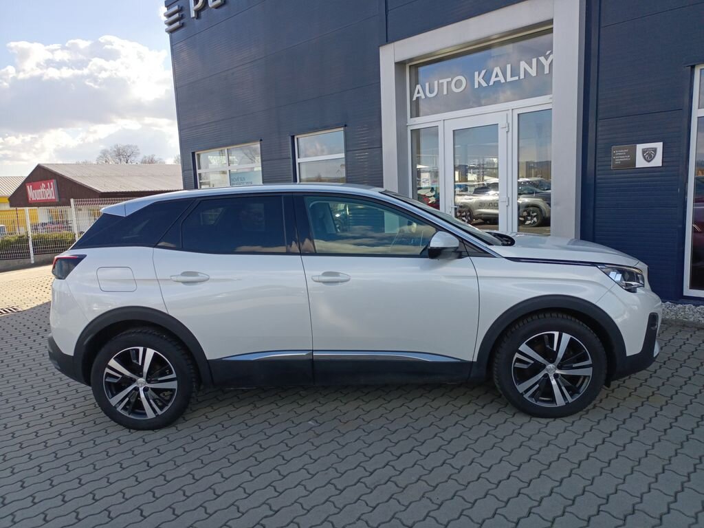 Peugeot 3008 SUV / Terénní 1,6 l 88 kw