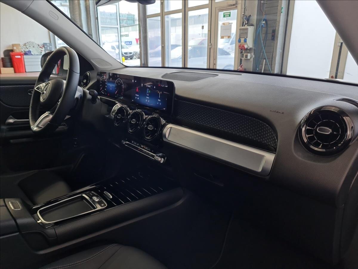Mercedes-Benz GLB SUV 2,0 l 140 kw