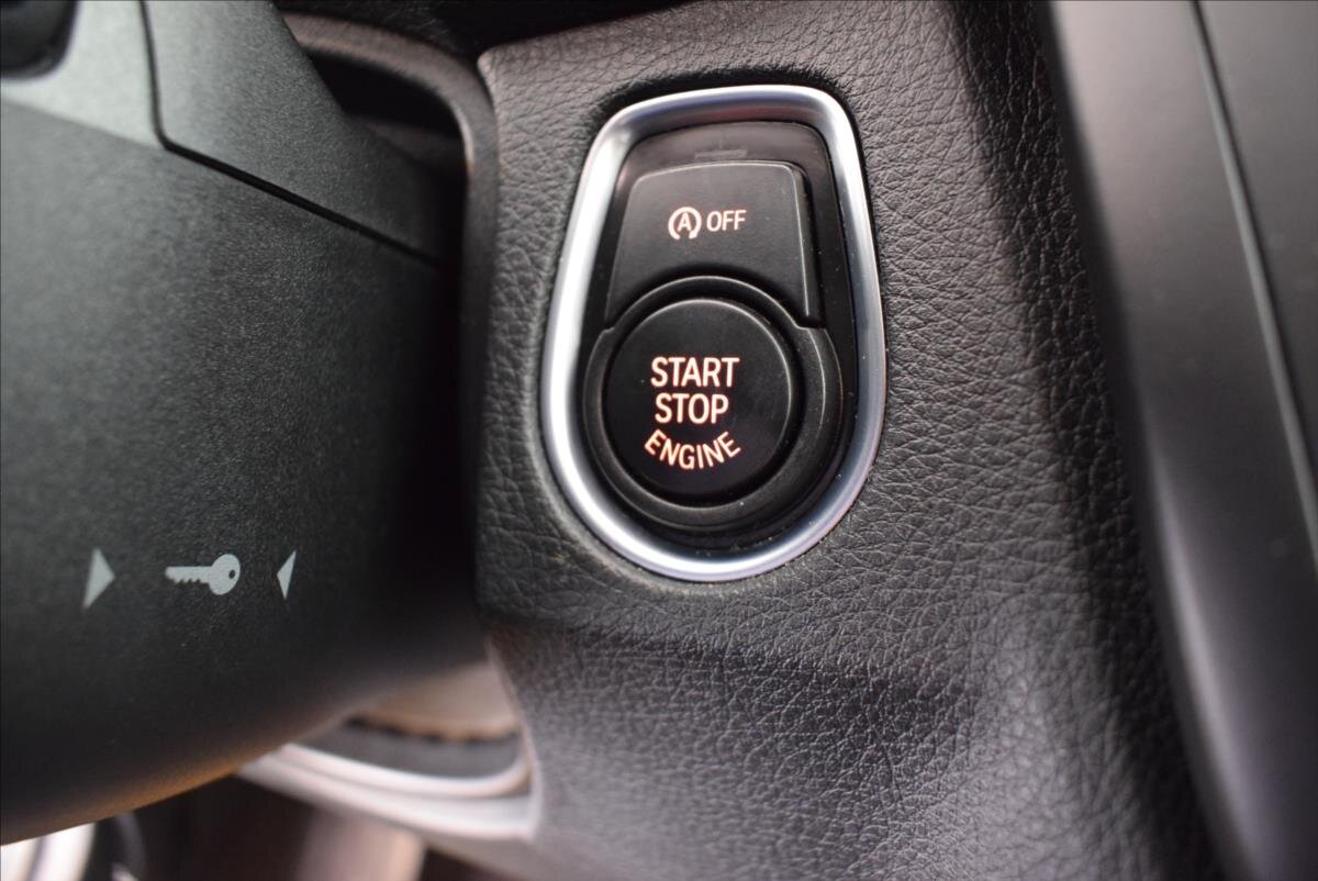 BMW Řada 3 Sedan / Limuzína 1,6 l 100 kw