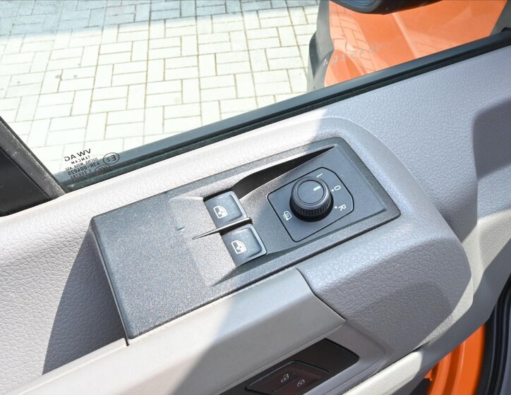 Volkswagen Crafter Skříň 2,0 l 103 kw