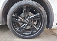 Volkswagen Tiguan SUV / Terénní 2,0 l 180 kw