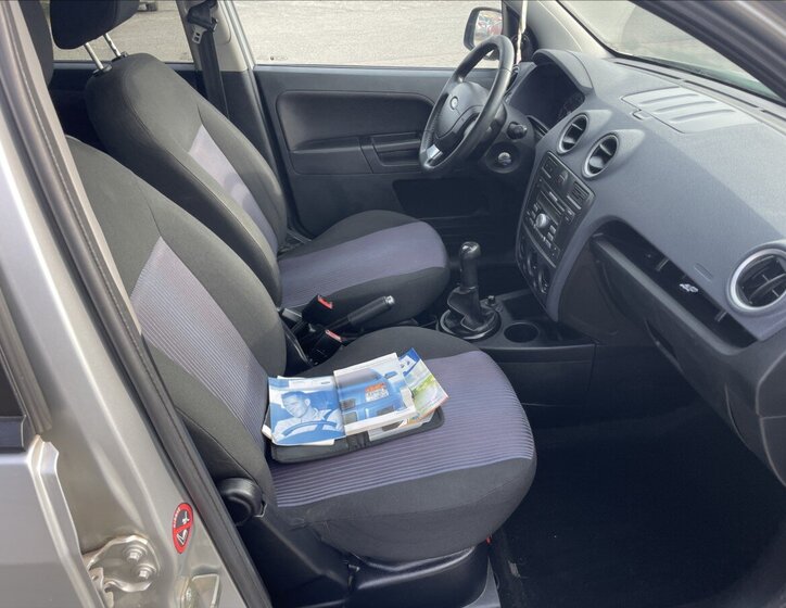 Ford Fusion Kombi 1,4 l 59 kw