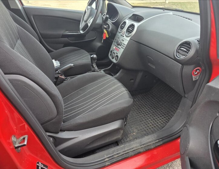 Opel Corsa Hatchback 1,2 l 59 kw