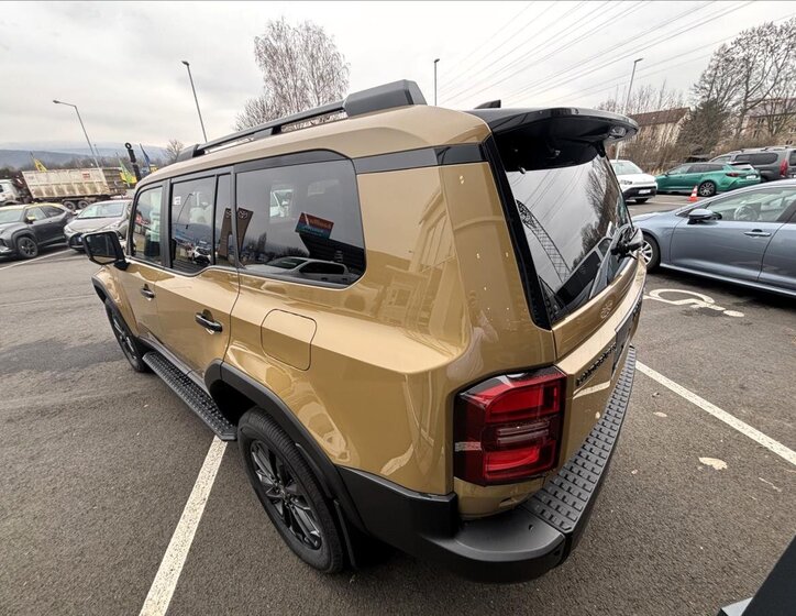 Toyota Land Cruiser SUV 2,8 l 150 kw