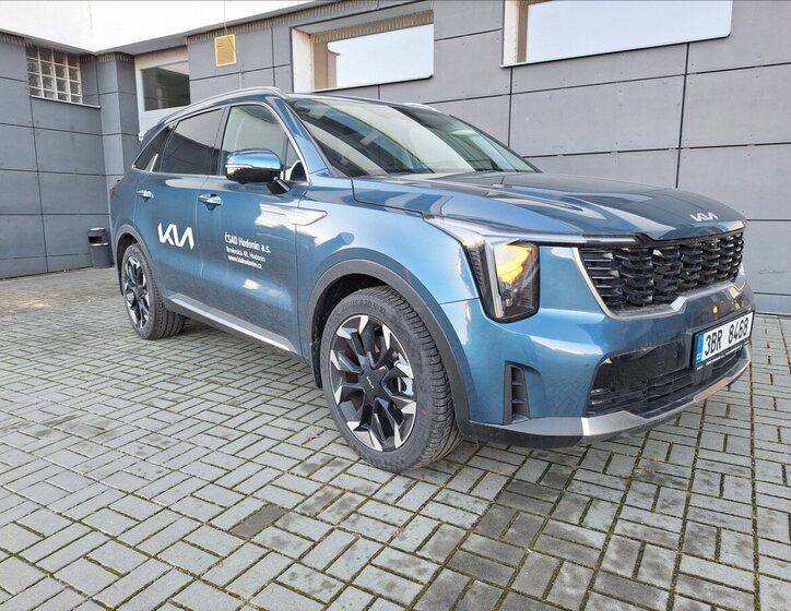 KIA Sorento SUV / Terénní 2,2 l 142 kw