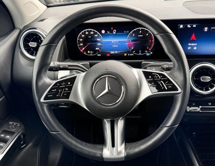 Mercedes-Benz GLB SUV / Terénní 2,0 l 110 kw