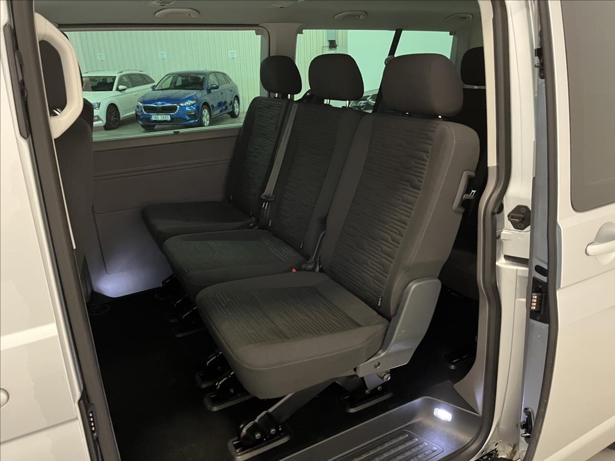 Volkswagen Caravelle Kombi 2,0 l 110 kw