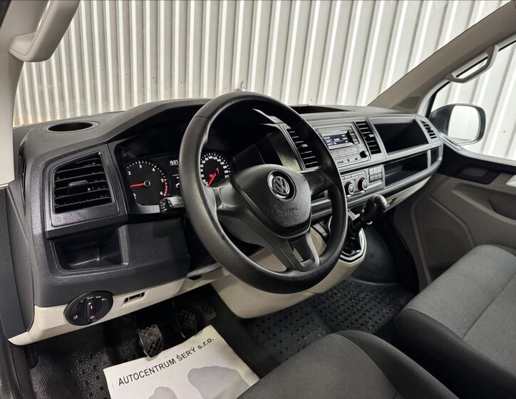 Volkswagen Transporter 15