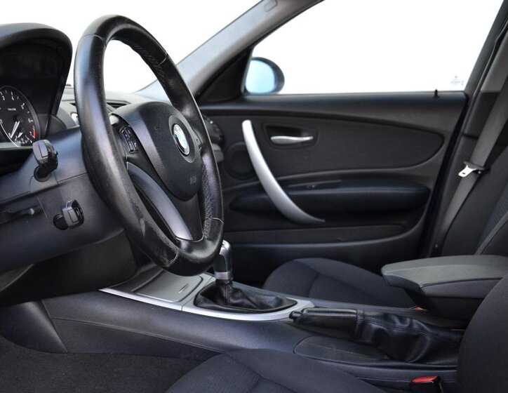 BMW Řada 1 Hatchback 2,0 l 105 kw