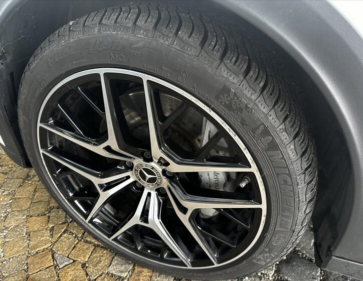 Mercedes-Benz Třídy E Kombi 3,0 l 270 kw