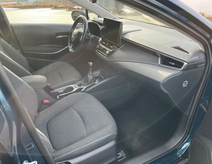 Toyota Corolla Sedan 1,5 l 92 kw