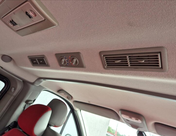 Opel Vivaro VAN-Minibus 2,0 l 84 kw