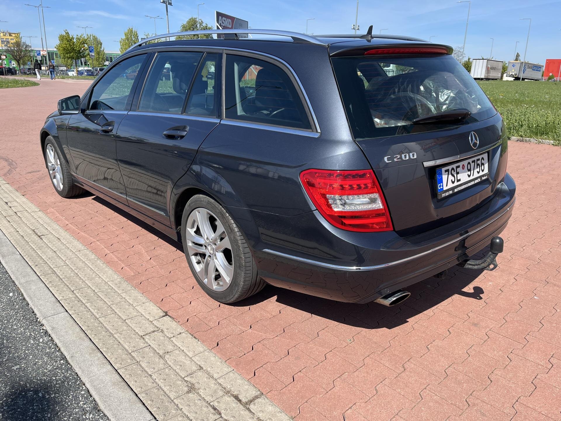 Mercedes-Benz Třídy C Kombi 1,8 l 135 kw