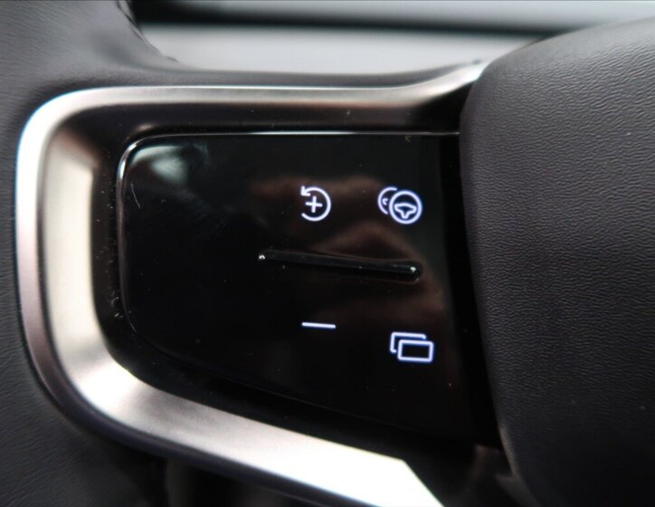 Volvo EX30 SUV 0,0 200 kw