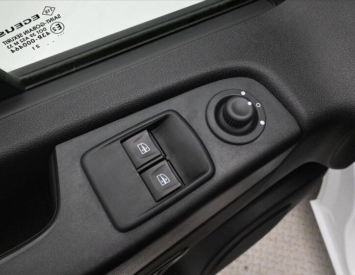 Renault Trafic Skříň 2,0 l 107 kw