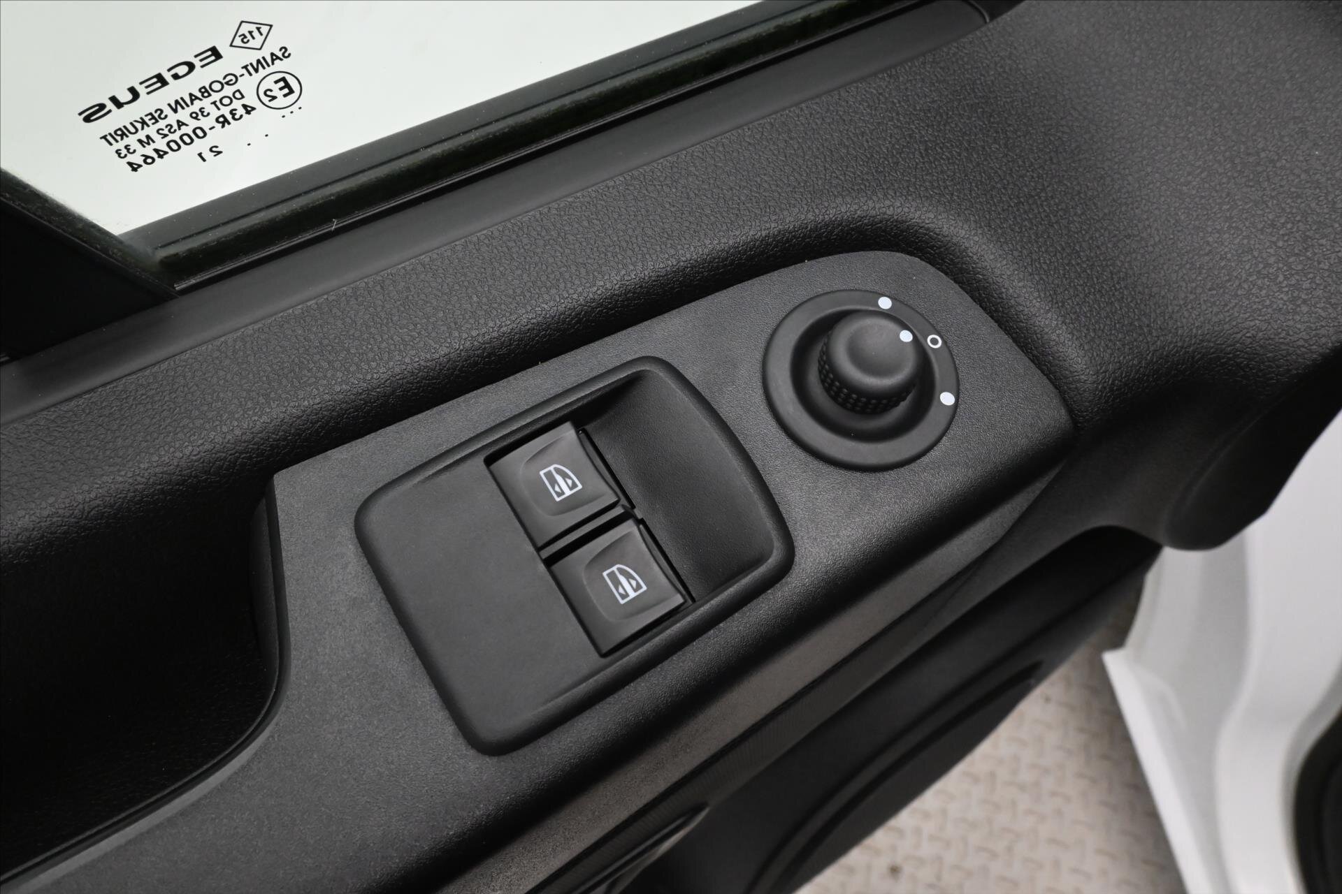 Renault Trafic Skříň 2,0 l 107 kw