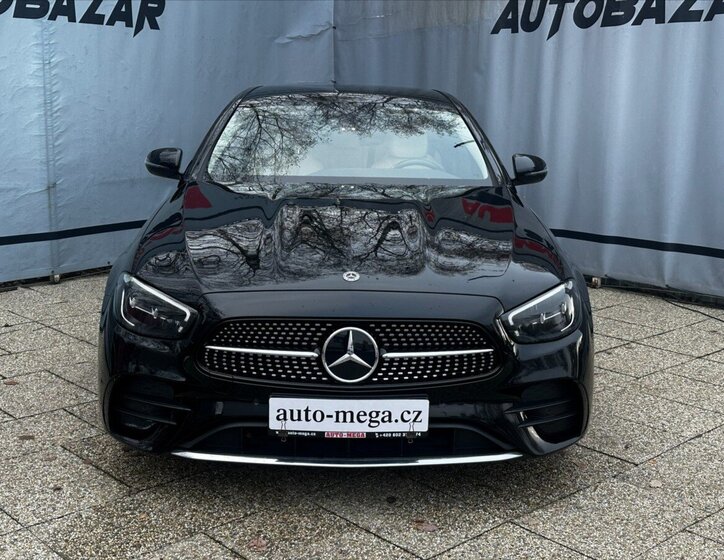 Mercedes-Benz Třídy E Sedan / Limuzína 2,0 l 143 kw