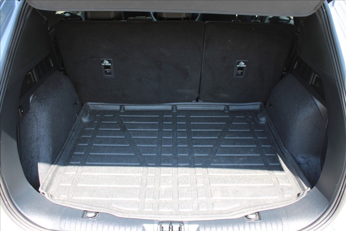 Ford Kuga SUV / Terénní 1,5 l 110 kw