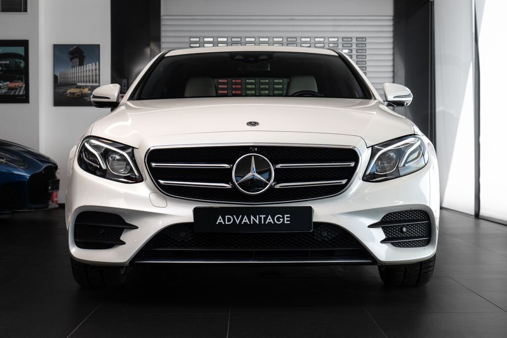 Mercedes-Benz Třídy E Sedan / Limuzína 2,0 l 145 kw