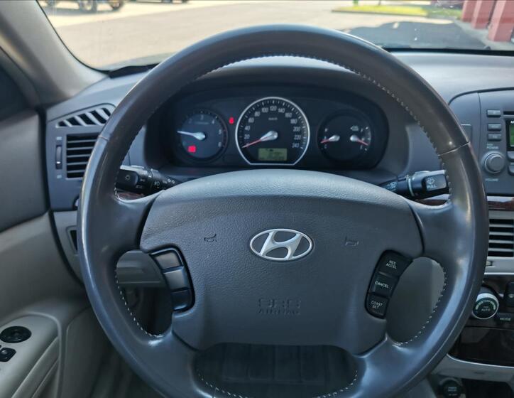Hyundai Sonata 8
