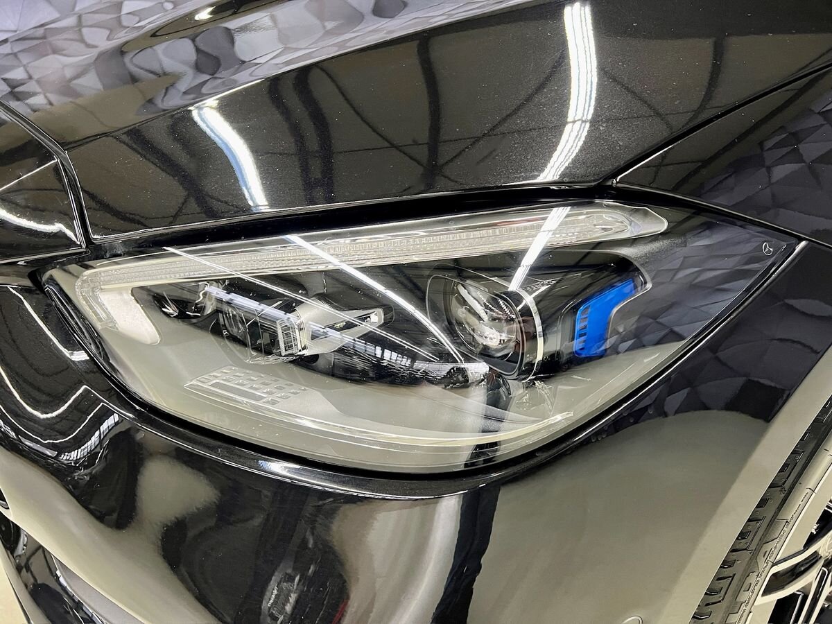 Mercedes-Benz Třídy C Sedan 2,0 l 190 kw